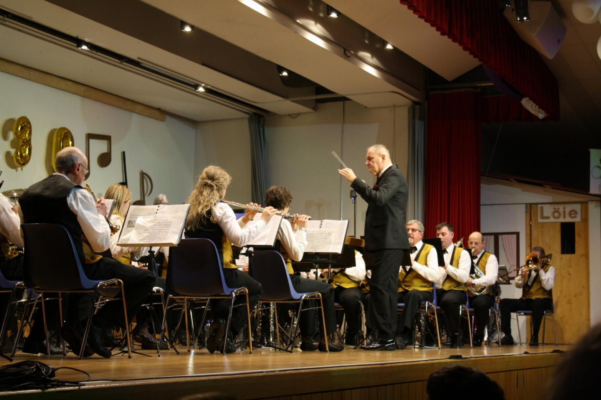 Begeisterndes Frühlingskonzert - Das Bild wird blockiert. – Möglicherweise durch einen aktiven Adblocker.