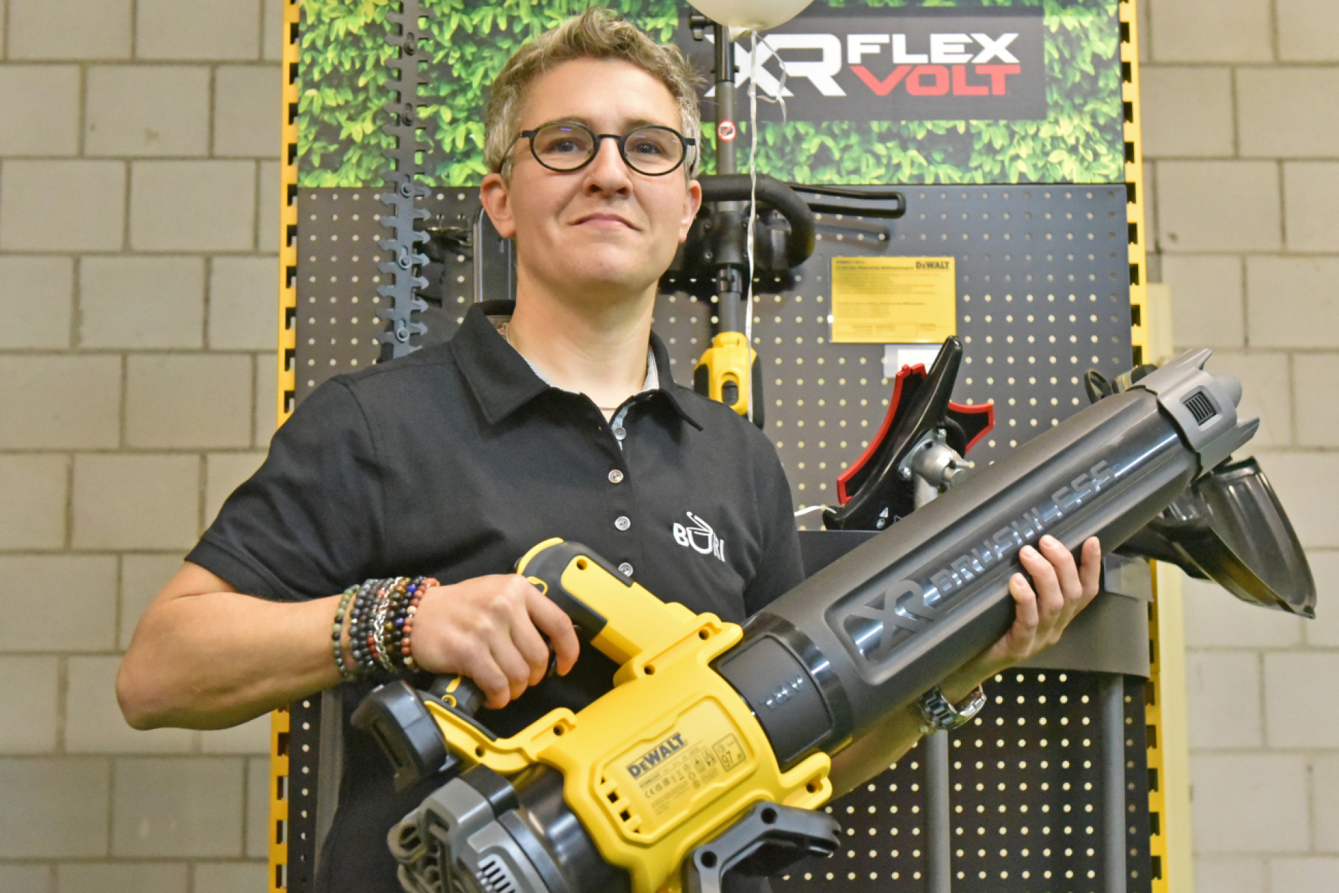 Die Buri AG erweitert das Sortiment ihres Handwerkershops - Das Bild wird blockiert. – Möglicherweise durch einen aktiven Adblocker.