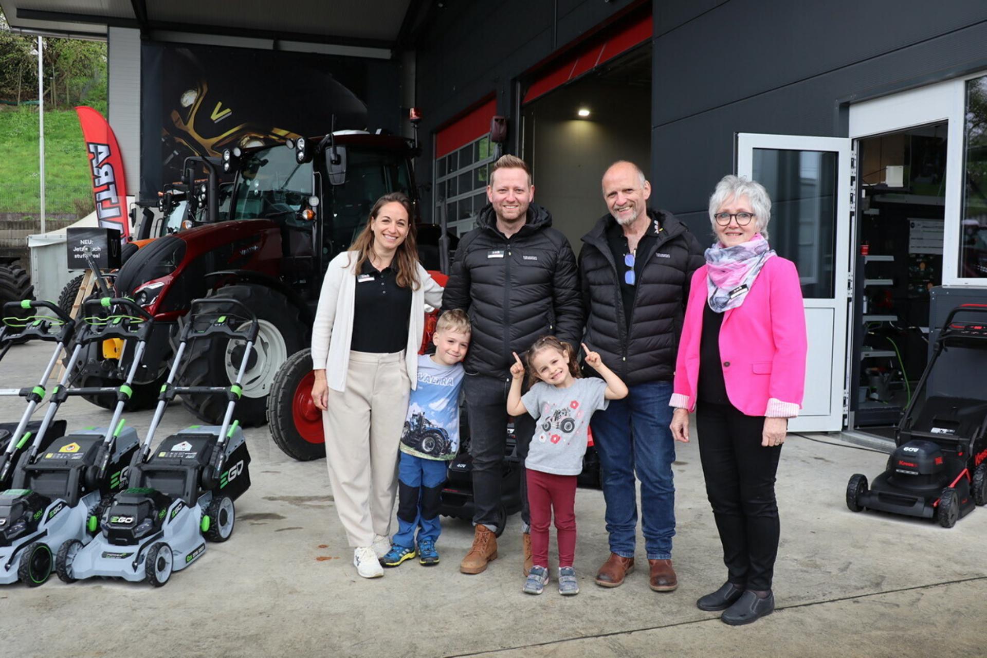 Ausstellungswochenende bei Hess Durs - Das Bild wird blockiert. – Möglicherweise durch einen aktiven Adblocker.