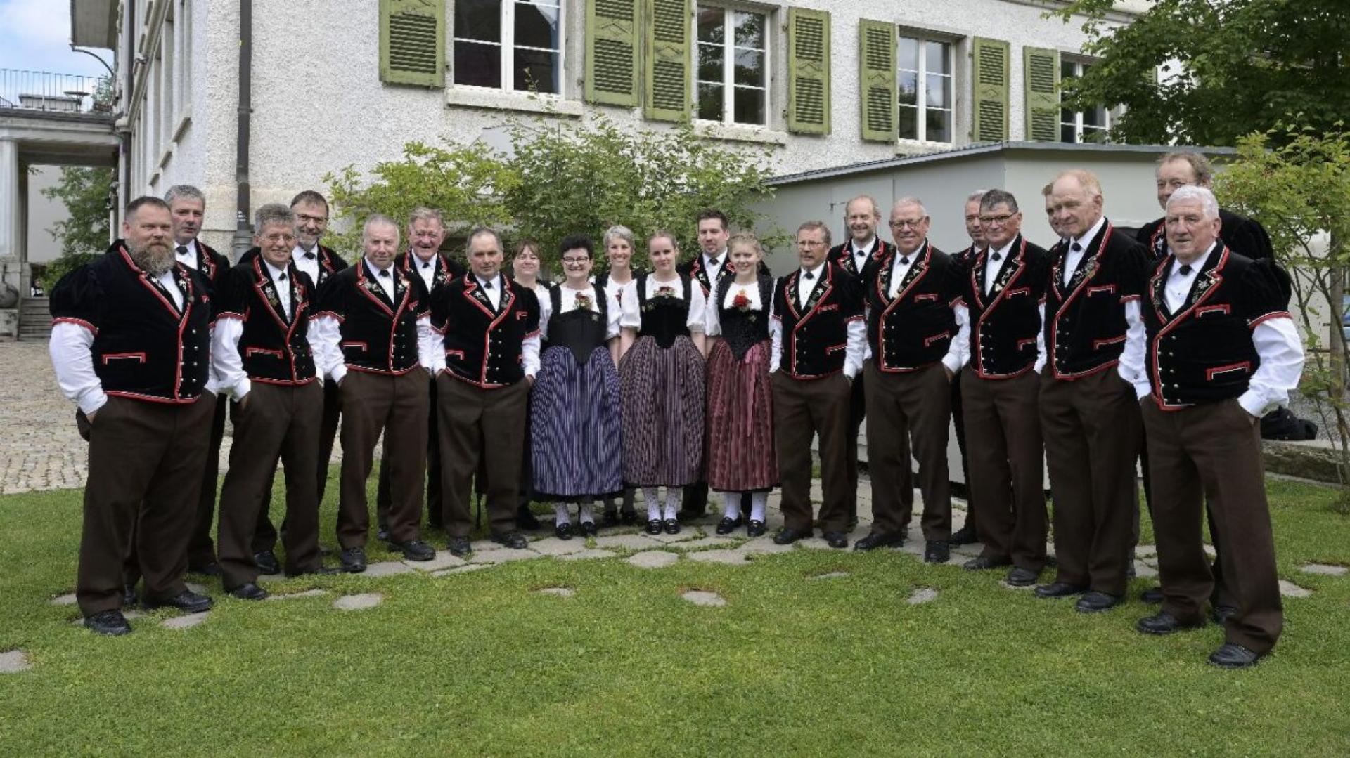 Konzert und Theater in der Aula Hindelbank