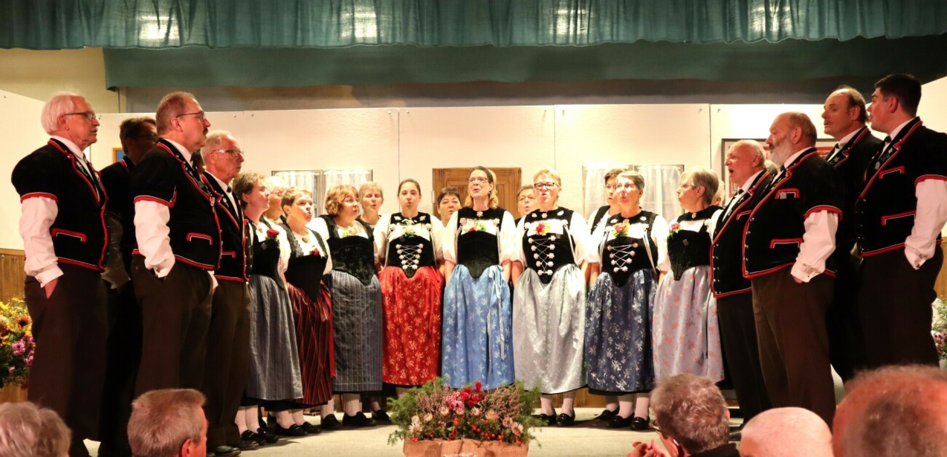 Konzert und Theater im Gasthof Krone Rüegsau - Das Bild wird blockiert. – Möglicherweise durch einen aktiven Adblocker.