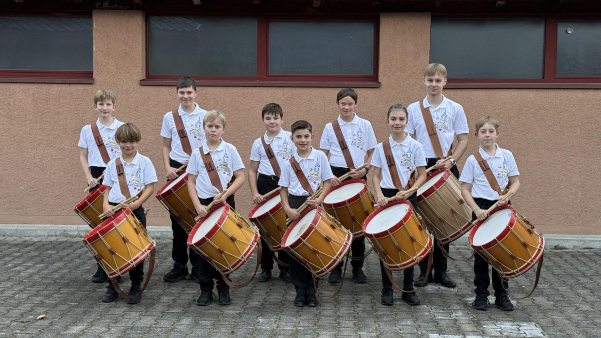 Junge Musiktalente - Das Bild wird blockiert. – Möglicherweise durch einen aktiven Adblocker.