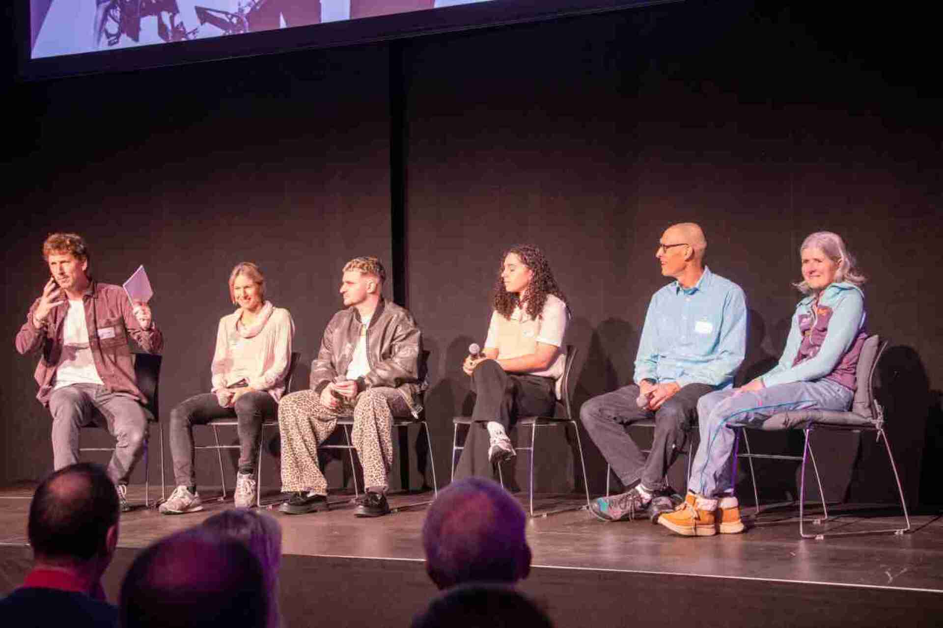 «Never give up!» – Ein Neujahrsapéro mit interessanten Persönlichkeiten - Das Bild wird blockiert. – Möglicherweise durch einen aktiven Adblocker.