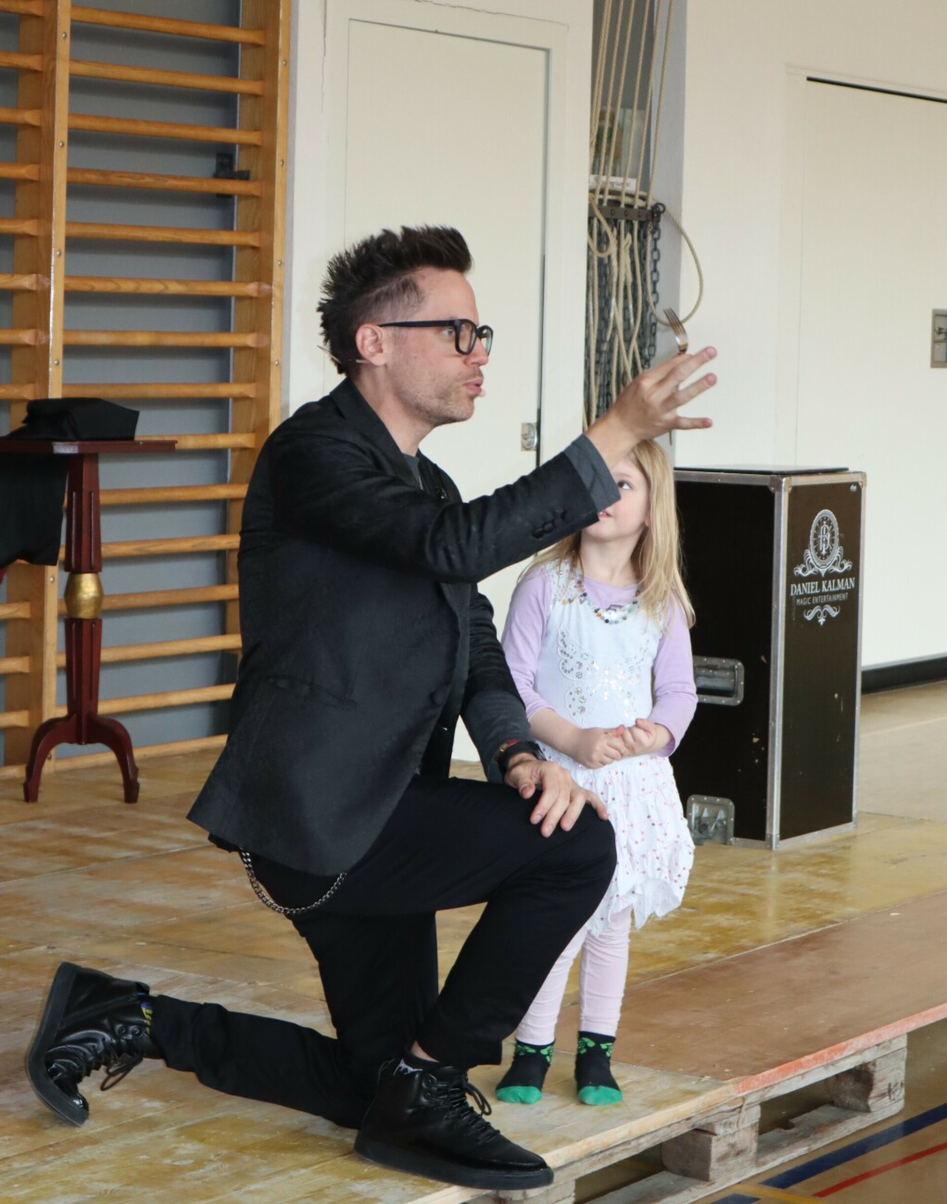 Magische Zaubershow für Gross und Klein - Das Bild wird blockiert. – Möglicherweise durch einen aktiven Adblocker.