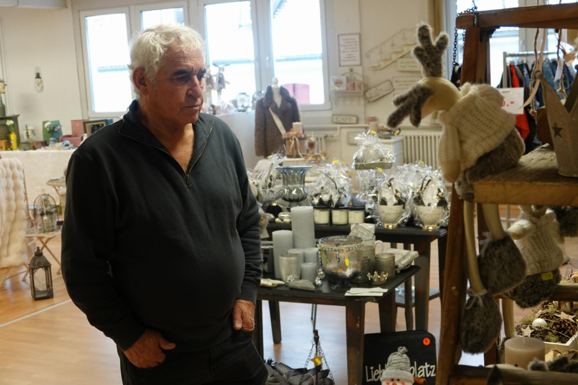 Weihnachtsglanz trifft Handwerk und Flohmarkt – Schatzsuche leicht gemacht - Das Bild wird blockiert. – Möglicherweise durch einen aktiven Adblocker.