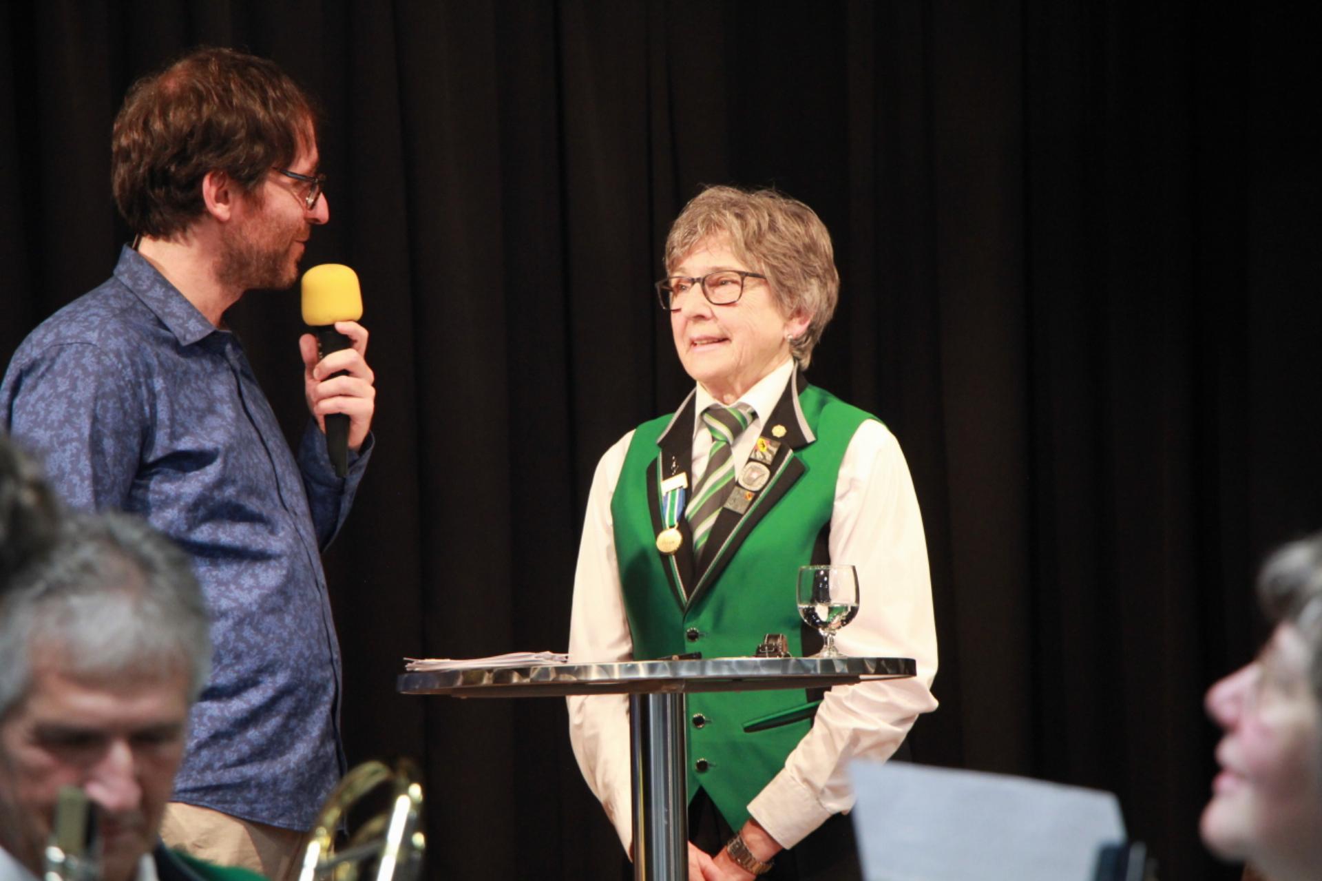 «Utzischtorf isch mächtig stouz!» - Das Bild wird blockiert. – Möglicherweise durch einen aktiven Adblocker.