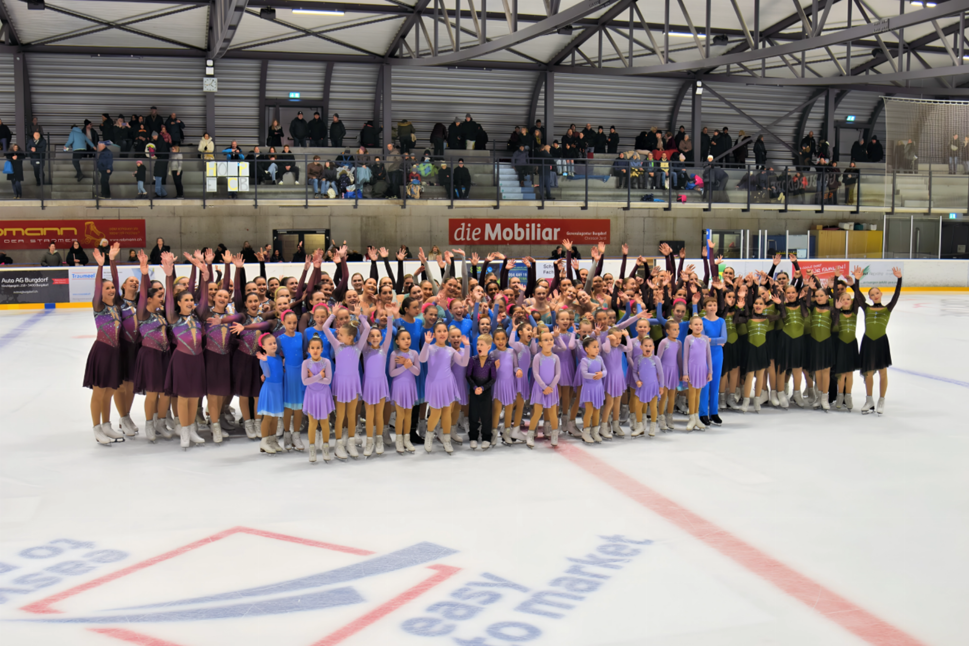 Das Adventsschaulaufen des Eislaufclubs Burgdorf - Das Bild wird blockiert. – Möglicherweise durch einen aktiven Adblocker.