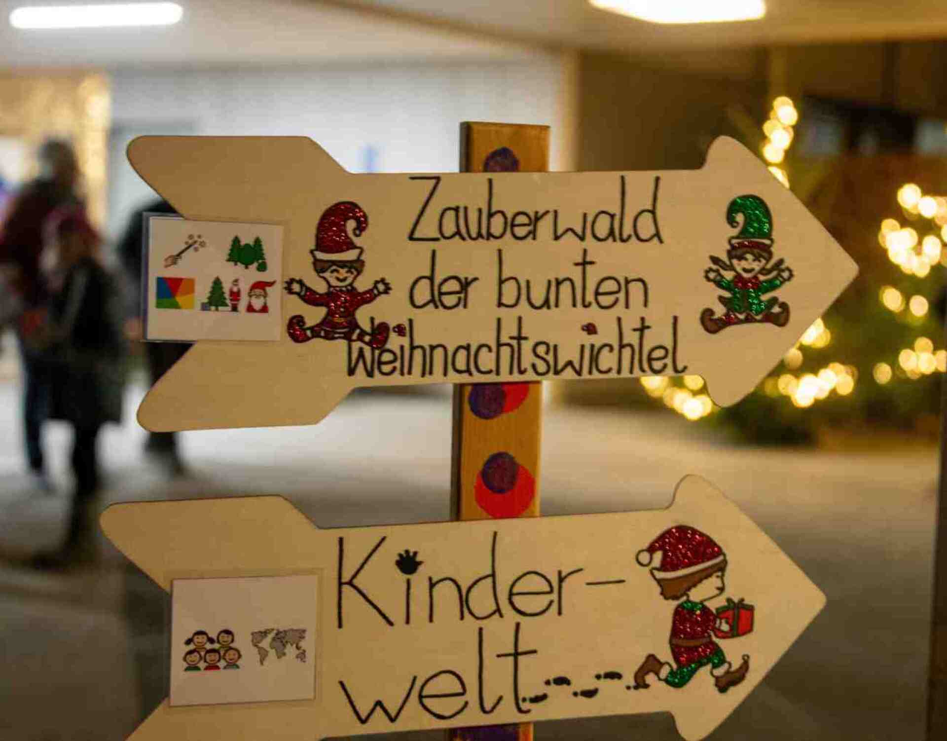 SAZ-Märit im Zauberwald der bunten Weihnachtswichtel - Das Bild wird blockiert. – Möglicherweise durch einen aktiven Adblocker.