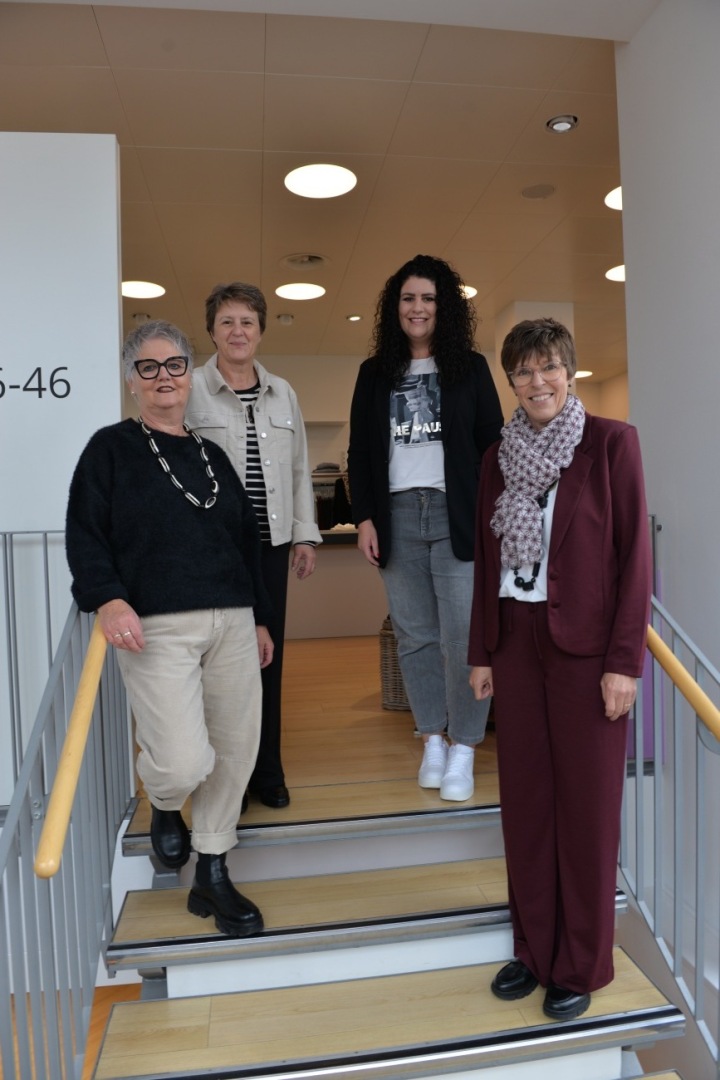 Das freundliche Team der Modeva-Filiale in Burgdorf (von links): Brigitta Wegmüller, Elsbeth Steiner, Regula Röthlisberger und Katrin Reber.