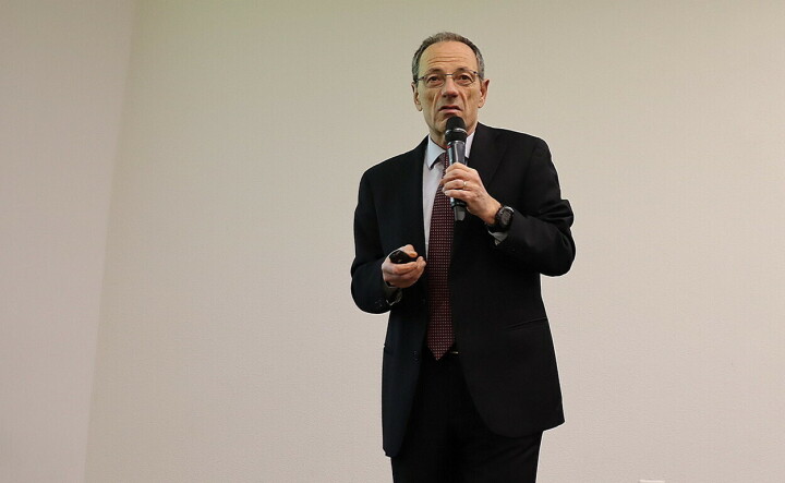 Prof. em. Dr. Lino Guzzella, Referent. Prof. em. Dr. Lino Guzzella, Referent.