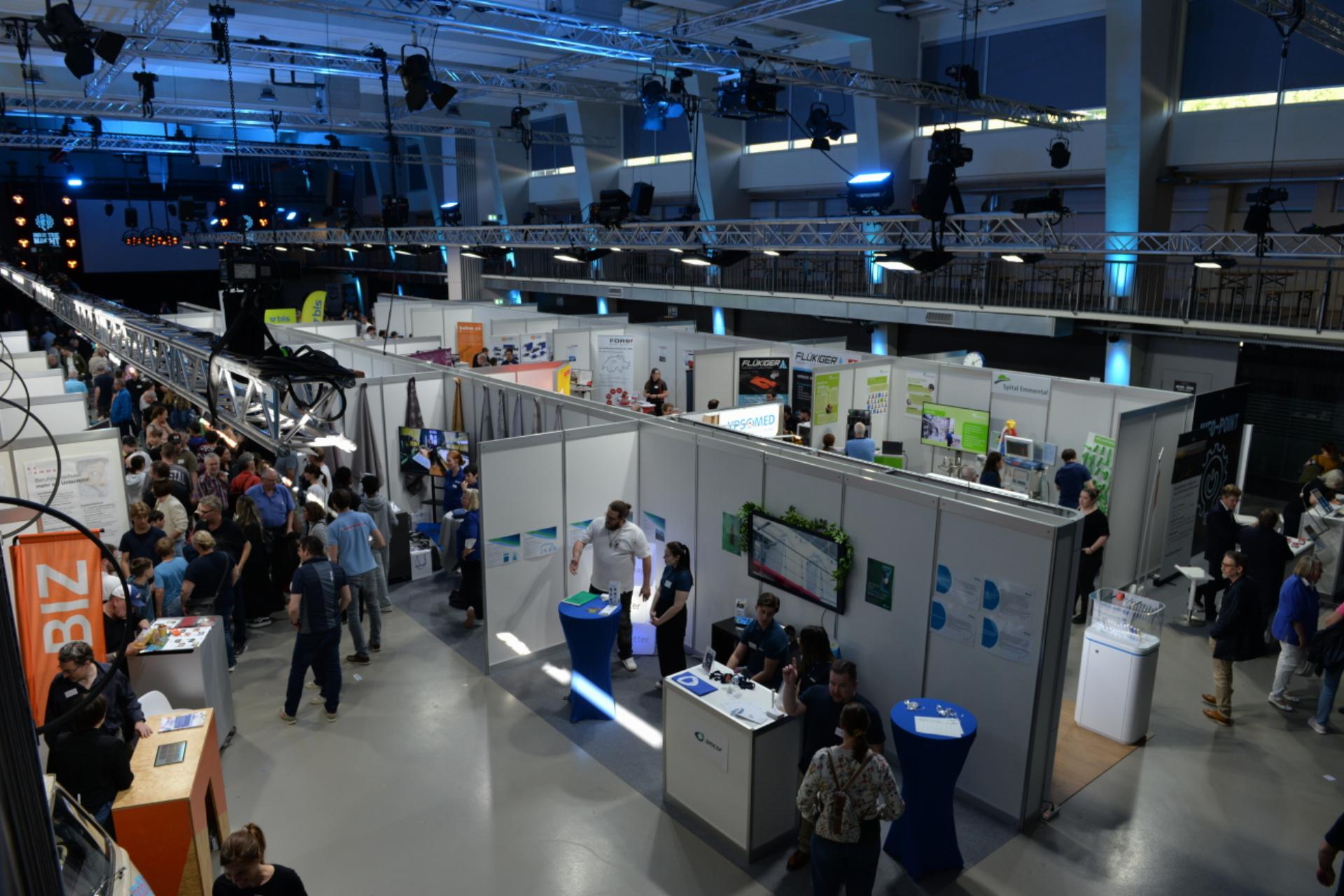 Spannende Einblicke hinter die Kulissen - Das Bild wird blockiert. – Möglicherweise durch einen aktiven Adblocker.