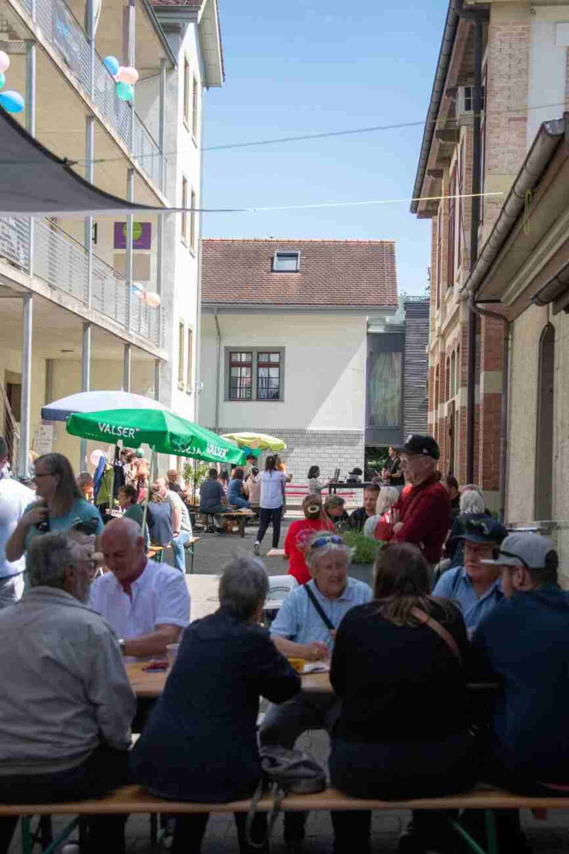 Sonne, Musik und interessante Einblicke - Das Bild wird blockiert. – Möglicherweise durch einen aktiven Adblocker.