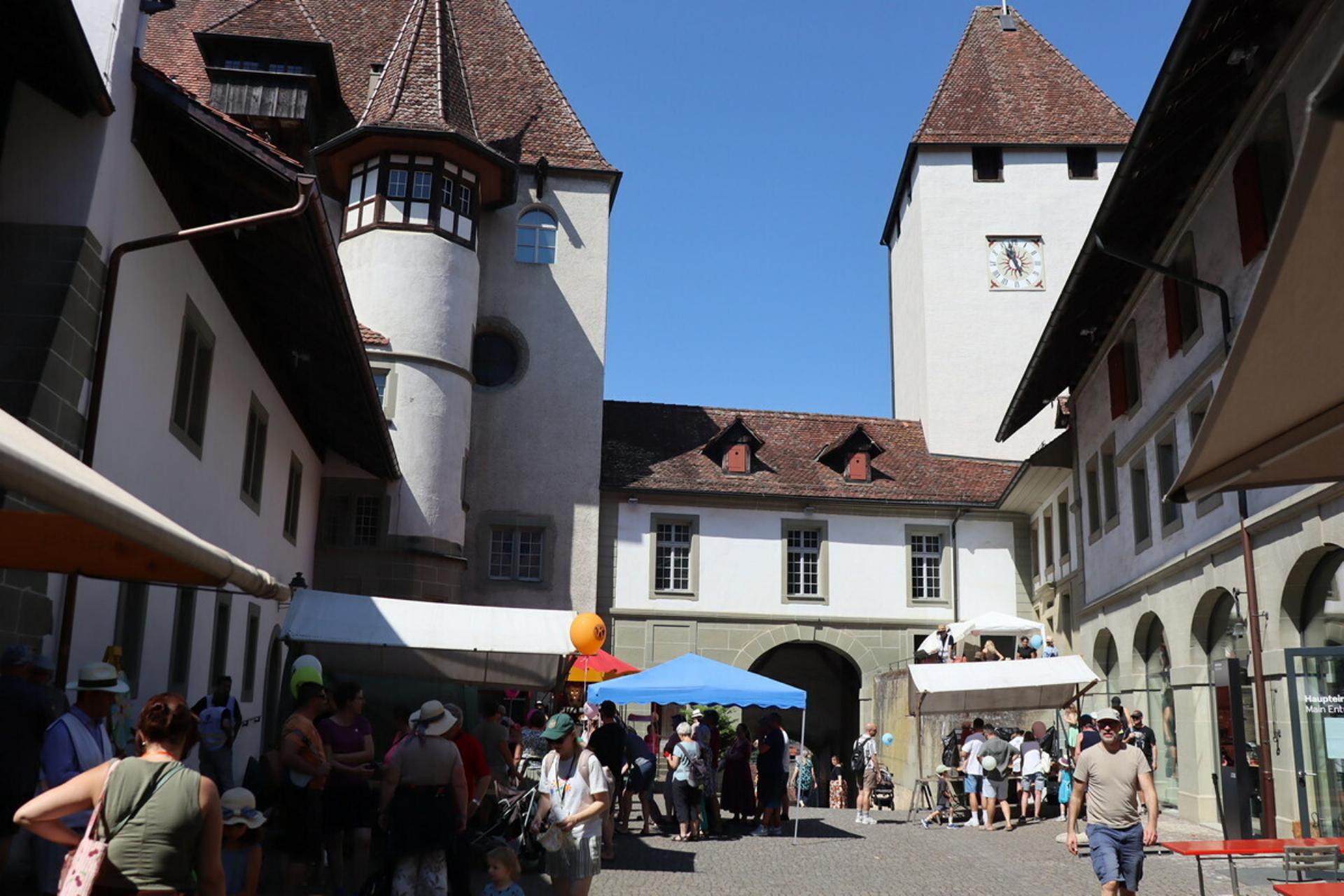 Ein Schloss voller Abenteuer und Märchenzauber - Das Bild wird blockiert. – Möglicherweise durch einen aktiven Adblocker.