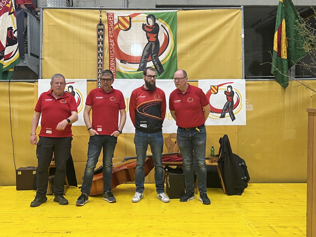 Die Autoren des Jubiläumsbuchs von links: Beat Bütikofer, Markus Graf, Michael Amstutz und Hansueli Kunz. Die Autoren des Jubiläumsbuchs von links: Beat Bütikofer, Markus Graf, Michael Amstutz und Hansueli Kunz.