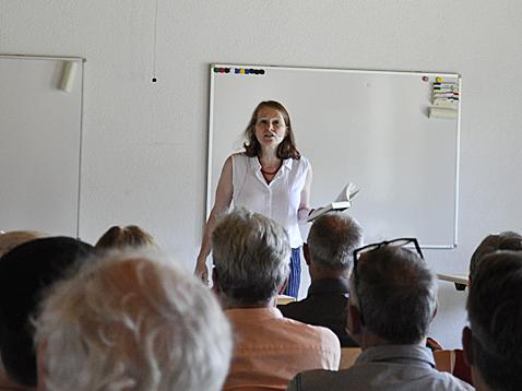 Sonntags-Krimi-Matinee – Lesung mit der Autorin Esther Pauchard