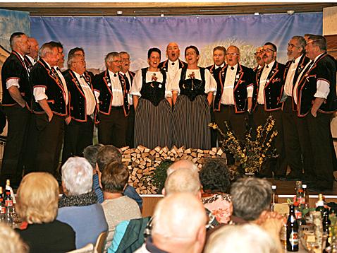 Jodlerobe des Jodlerklubs «Bärgbrünneli» Koppigen