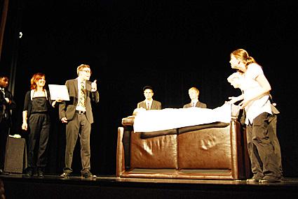 Bertholdia-Theater 2012: «Holleri – di Loriot» - Das Bild wird blockiert. – Möglicherweise durch einen aktiven Adblocker.