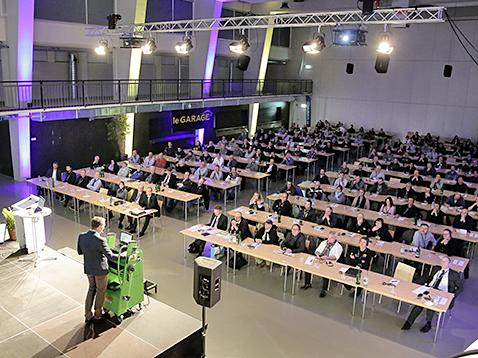 Erfolgreiches Jubiläums-Akademie­meeting von le GARAGE