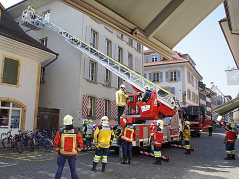 Die Feuerwehr – «Herr der Lüfte» dank Hubrettungsfahrzeugen - Das Bild wird blockiert. – Möglicherweise durch einen aktiven Adblocker.