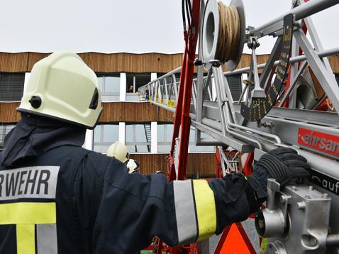 Zweite Gesamtübung der Feuerwehr Regio Jegenstorf
