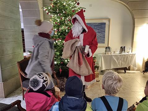 Der Samichlaus schaute im «Stadthaus» vorbei