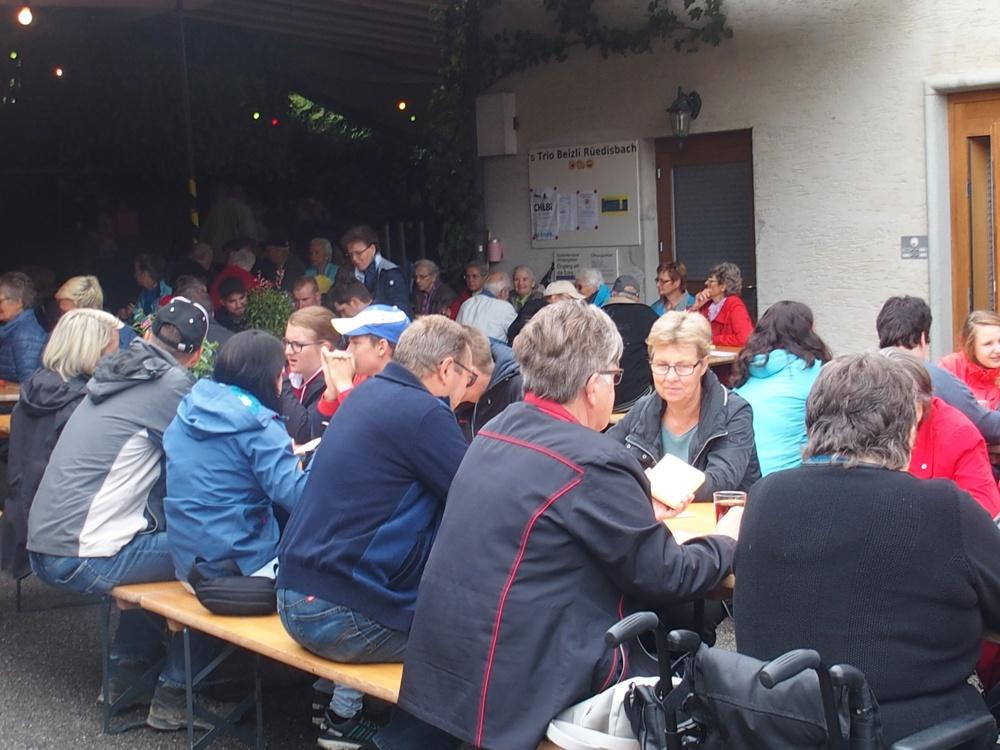 Heitere Stimmung an der Mutzgraben-Chilbi