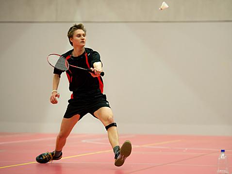 Kyrill Schafflützel wurde zum dritten Mal Berner Badminton-Meister
